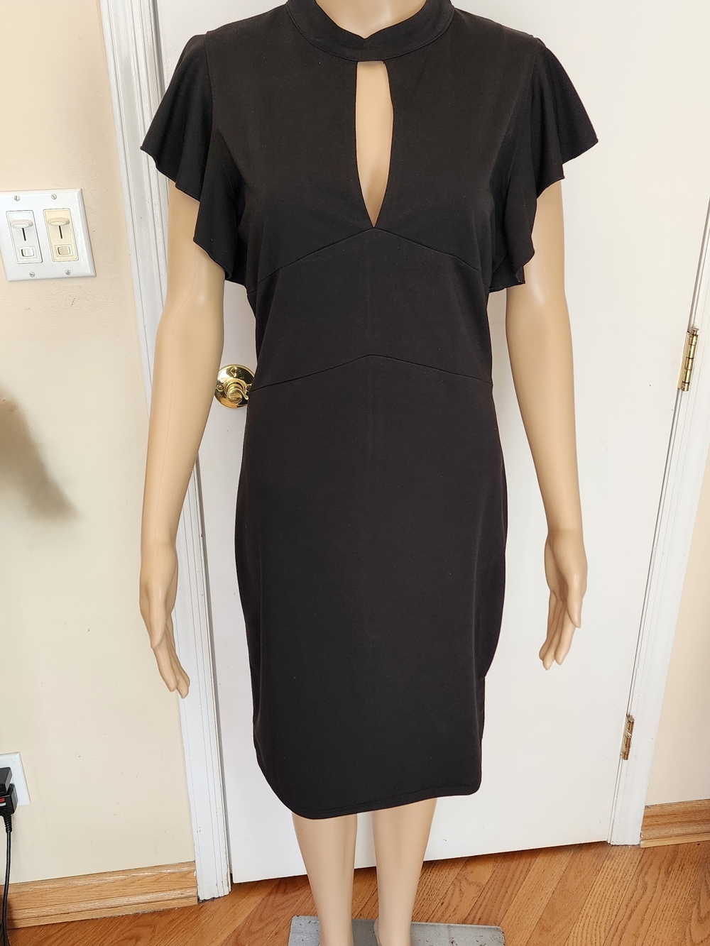 Black Keyhole Flutter Sleeve Dress